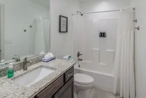 4 King En Suites - Sleeps 16 w/ Snow Canyon Views - Image 4