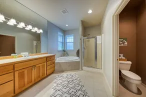 Perfect Family Getaway HotTub - sleeps 10 - Image 4