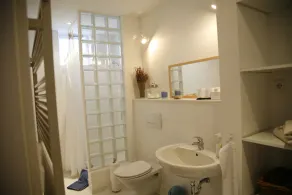 Pitoresque Casa da Cidade Velha, Perto do Castelo - Image 3