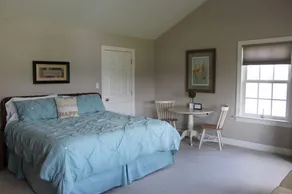 Farmhouse 2 bedroom suite @ Nookside Stables - Image 3