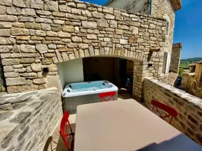 LE PONT Junior Luxury Suite with private Jacuzzi - Image 3