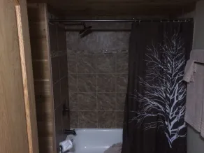 Abgeschieden, Log Cabin Rental, Eigene Hot Tub, am Southern Illinois Wine Trail - Image 2