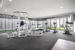 COZY 1BR Apartment + WiFi/Gym/Pool at the Heart of Melbourne - Image 2