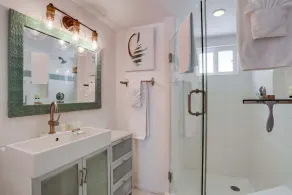 Rockaway Cottage - Image 3