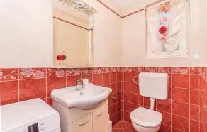 2 Bedroom Gorgeous Apartment In Polje - Image 3