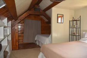 Cabine privée, propre, 20 min. du centre-ville de Pittsburgh, 1 brm +. loft 6 personnes - Image 3