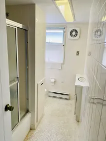 Peaceful Beach Block Oasis - 2 Story Coastal Escape - Sunroom, Patio, Badges - Image 3