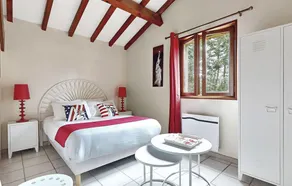 Beautiful home in Meyzieu - Image 5