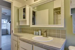 Charming Historic Portland Home Near Downtown - Image 4