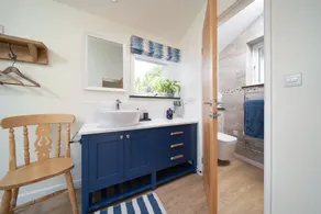 A luxury rural retreat, Barnstaple, perfect for couples and families, set in glorious North Devon - Image 4