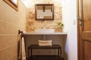 Charming country house with pool, beautiful outdoor, a7c and Wi-Fi. - Image 3