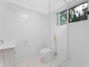 The Palms - Beach Retreat with Pool, Garden, BBQ - Image 4
