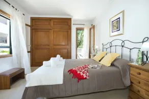 VILLA LUCETA - 15 MIN WALK TO THE BEACH - Image 5
