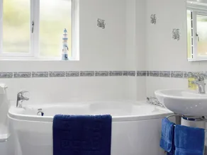 3 bedroom accommodation in Keswick - Image 3