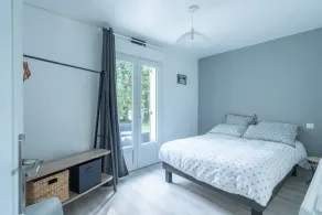 Fully self-contained cottage - Image 4