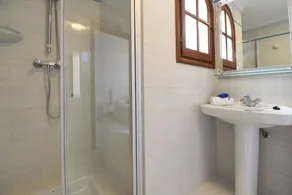 Schöne und komfortable Haus in Denia, Costa Blanca, Spanien  mit Gemeinschaftspool für 4 Personen - Image 4