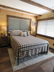 Modern Cabin at the End of the Road, SLIDE, SHUFFLEBOARD! - Image 5
