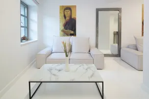 Clocktower Luxury Suites - Image 4
