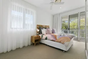 Beachside Haven - Image 4