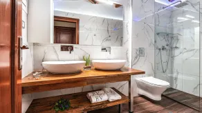 Private pool villa with water massage pool and sea view roof garden - Image 3