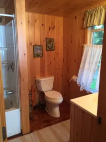 Klassisk Maine Cabin på rolige panther dam i Raymond, ME - Image 4