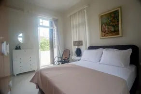 Two-storey recently renovated  garden house  . Family-sized  15' from the center - Image 5