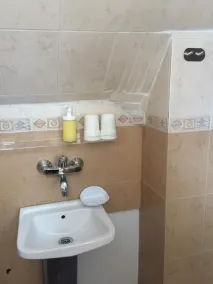 Lilia 4 Self-Check in apartment - Image 4