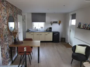 Beautiful b&b/ vacation home located on a large garden surrounded by water. - Image 2