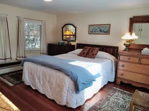 Vacation in a  Berkshire Farmhouse - Image 5