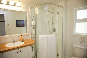 Bella Haven on Saturna....  Oceanfront Beach House....  Perfect Getaway for Two. - Image 4