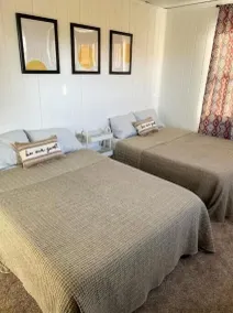 Charming Vintage Sunshine Bungalow – Cozy Country Views Near Downtown Greensburg - Image 5