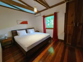 Stunning holiday home with jacuzzi at Cahuita National Park. 3bed/3bath/AC - Image 5