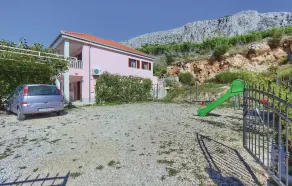 Amazing home in Lokva Rogoznica - Image 3