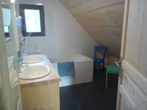 New chalet, overlooking the castle of Murol and Sancy - Image 2