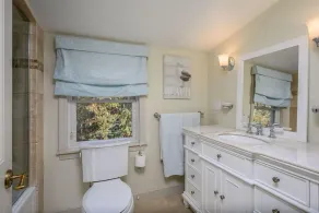 Large Chatham Rental w/ 5 Bedrooms w/ 5 Private Bathrooms RPAM007 - Image 3