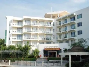 Shell Bay Resort - Image 4