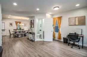 Villa Park FHS Rental - Image 5