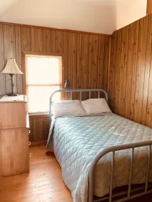 Yellow Cottage Sandy Lake Buckhorn. Beautiful turquoise water, water equipment. - Image 3