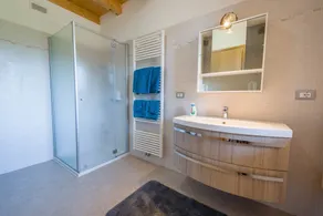 Incantevole cottage a Eckgenn con Wi-Fi, vista sulle montagne, giardino e terrazza - Image 2
