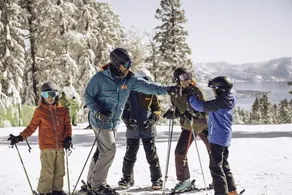 Ski in or Walk to lifts hot tub covered parking - Image 2
