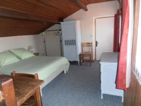 Fred og ro 10 minutter fra strandene ved indgangen til en fredet landsby. - Image 5