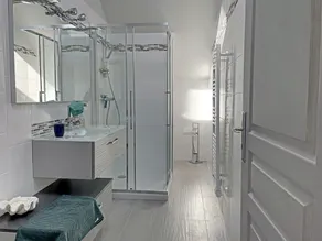 3* duplex apartment with terrace at the foot of the covered market - Image 3