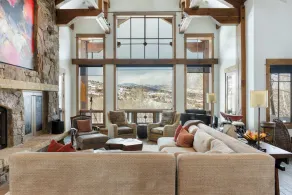 Luxury Mountain Retreat Near Beaver Creek with Hot Tub + Game/Media Room - Image 5