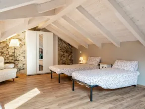 Nice apartment for 4 people with WIFI, TV, terrace and pets allowed - Image 5