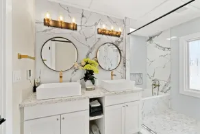5-bedroom vacation home just 7 minutes to T-Mobile Park - Image 5
