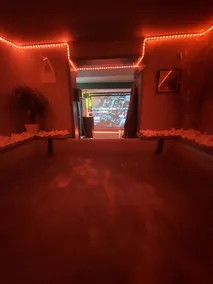 Duplex with jacuzzi - Image 2