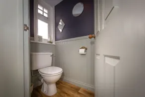 Shipside - spacious, stylish patio garden apartment in Meads village area - Image 4