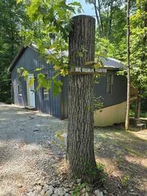 Hummingbird at Avenwood Cabins - Image 1