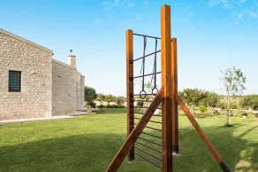Country house with private pool - Image 2
