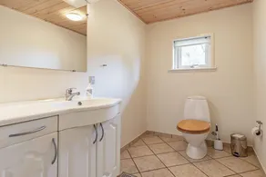 8 person feriebolig i Spøttrup - Image 3